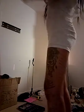 Tannedtattooed69 online show from 02-03-26, 07:02