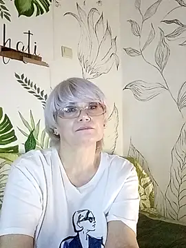 Catty Lady online show from 01-31-26, 07:11