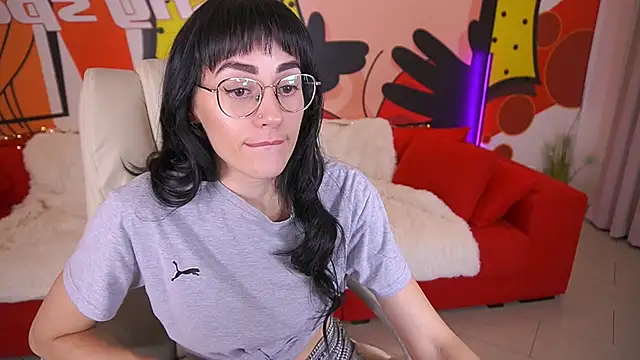 Snapshot of EviLune chatting on 10-27-25, 09:19 EviLune online show from 10-27-25, 09:19