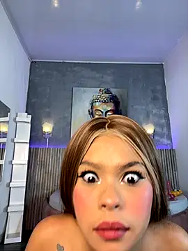 Saracooper   online show from 10-26-25, 03:34