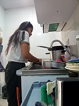 SharonDustLove online show from 11-06-25, 06:53