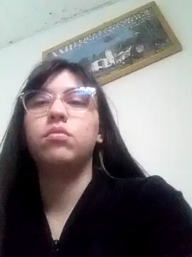 lareinalareinadelanal online show from 10-17-25, 12:08