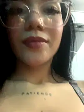 ElaRose 12 online show from 11-04-25, 07:24