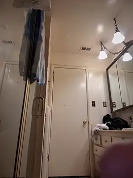 himNIGuys online show from 11-28-25, 01:19