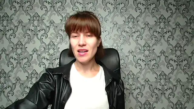 Kelly Kisss online show from 09-29-25, 10:42