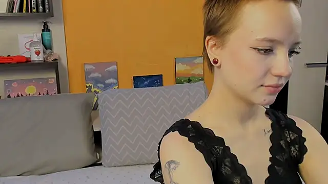 Snapshot of SammySccott chatting on 02-18-26, 07:48 SammySccott online show from 02-18-26, 07:48