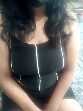 Snapshot of Anu_Reddy_10 chatting on 10-18-25, 09:43 Anu Reddy 10 online show from 10-18-25, 09:43