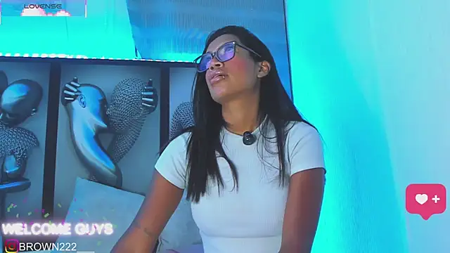  naomibrown  online show from 09-27-25, 04:39