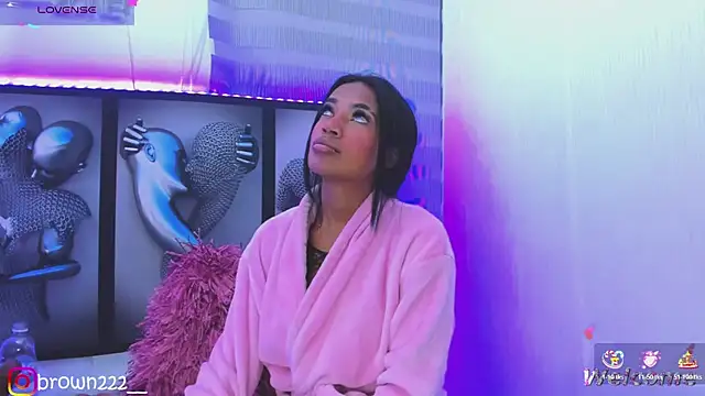  naomibrown  online show from 11-20-25, 05:07