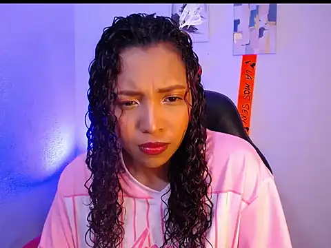 Snapshot of warisg__ chatting on 10-05-25, 12:14 warisg online show from 10-05-25, 12:14