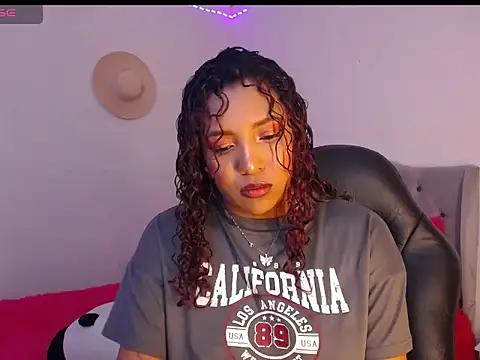 Snapshot of warisg__ chatting on 11-06-25, 07:42 warisg online show from 11-06-25, 07:42