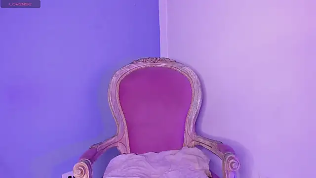 Snapshot of dandii_69 chatting on 09-18-25, 10:23 dandii 69 online show from 09-18-25, 10:23