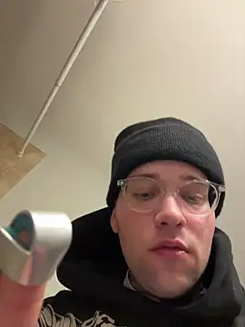 robin bones online show from 11-11-25, 03:28