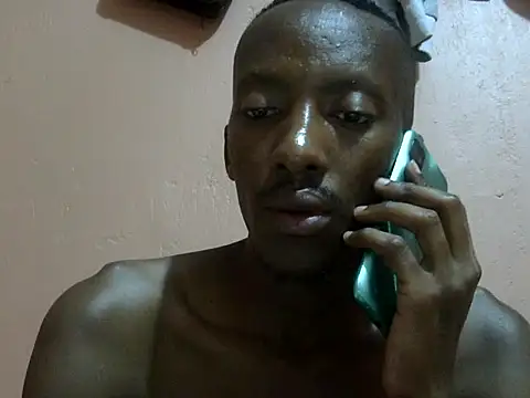 Snapshot of shadez94 chatting on 09-17-25, 06:42 shadez94 online show from 09-17-25, 06:42