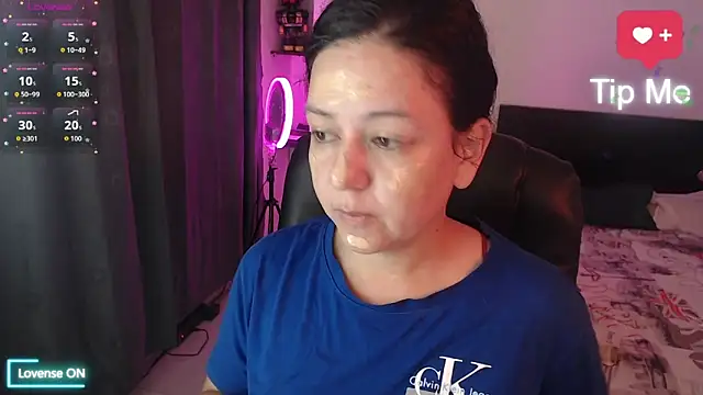 Abbyjoness21 online show from 11-06-25, 10:16