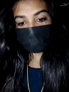 umairahaasan 1 online show from 10-29-25, 10:06