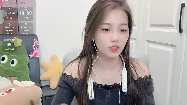 yuyu 77 online show from 12-20-25, 08:21