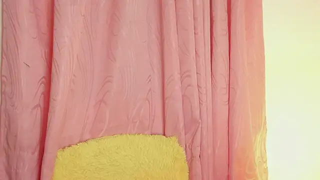 Alanaloiiss  online show from 04-01-26, 04:24