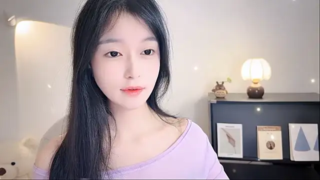 Onechestnut online show from 11-09-25, 06:23