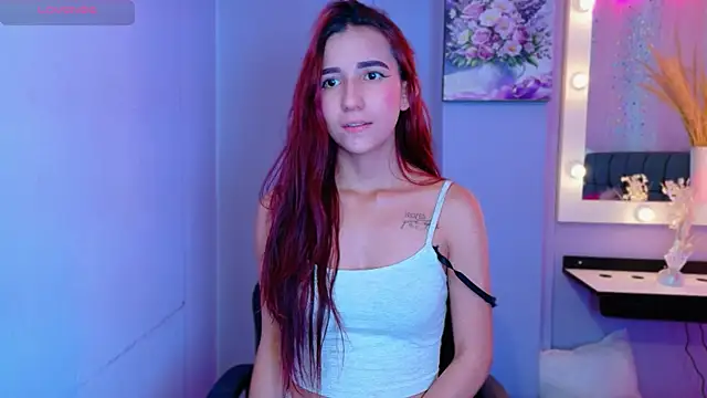 Snapshot of NataliaPrada_s chatting on 09-29-25, 04:34 NataliaPrada s online show from 09-29-25, 04:34