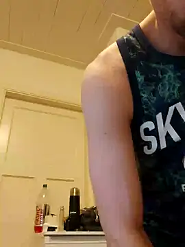 ijustwannafuckyou6969 online show from 02-12-26, 08:42