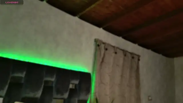 Taurito    online show from 10-12-25, 05:06