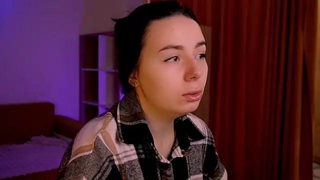 Di na Bell online show from 10-20-25, 05:41