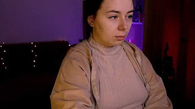 Snapshot of Di_na_Bell chatting on 01-09-26, 06:38 Di na Bell online show from 01-09-26, 06:38