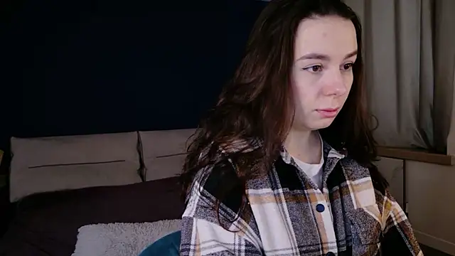 Snapshot of Di_na_Bell chatting on 02-10-26, 11:14 Di na Bell online show from 02-10-26, 11:14