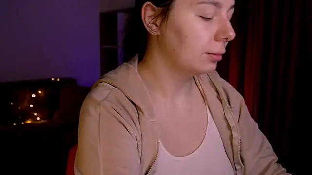 Snapshot of Di_na_Bell chatting on 02-26-26, 06:34 Di na Bell online show from 02-26-26, 06:34