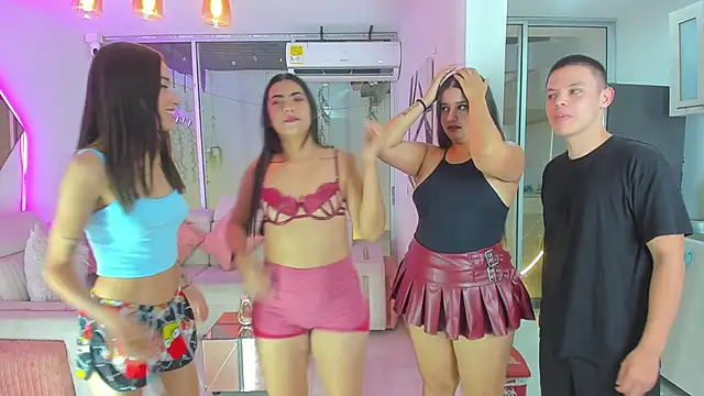 Snapshot of stangirls_ chatting on 11-04-25, 09:47 stangirls online show from 11-04-25, 09:47