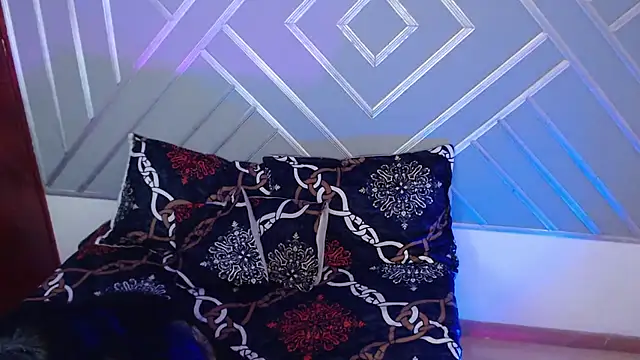 Snapshot of sashabluex chatting on 10-09-25, 02:31 sashabluex online show from 10-09-25, 02:31