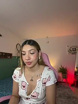 paulina ferrer online show from 12-21-25, 08:54