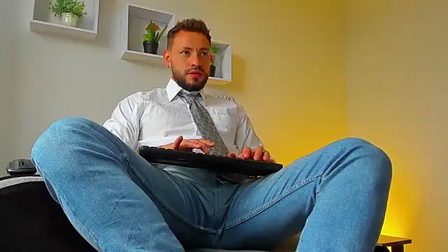 Snapshot of DIMITRI_MASTEER chatting on 09-15-25, 08:42 DIMITRI MASTEER online show from 09-15-25, 08:42