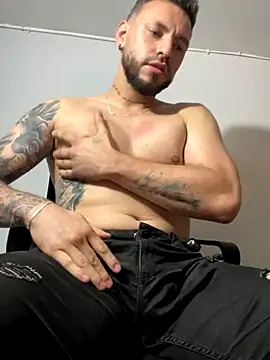 Snapshot of DIMITRI_MASTEER chatting on 10-03-25, 03:47 DIMITRI MASTEER online show from 10-03-25, 03:47