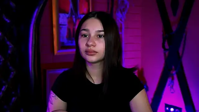 KimClarks  online show from 12-04-25, 09:29