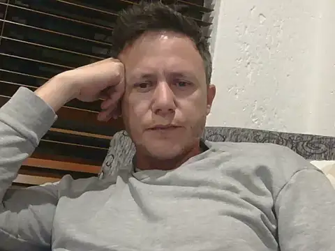 Snapshot of TroyDieselXXX chatting on 11-03-25, 06:42 TroyDieselXXX online show from 11-03-25, 06:42