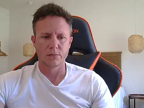 TroyDieselXXX online show from 12-05-25, 08:23