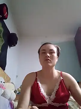 MoonIrene online show from 10-26-25, 02:23