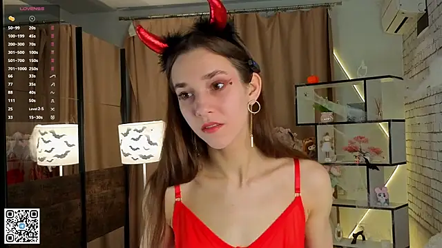 PetraHambelton online show from 11-01-25, 04:14