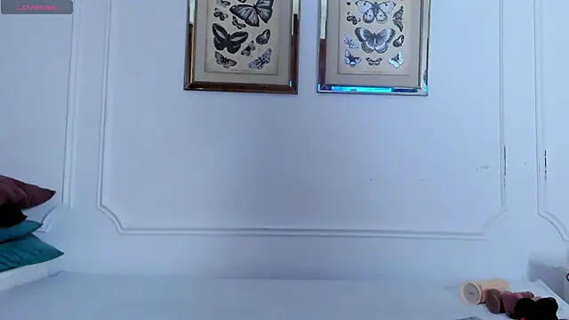 Snapshot of Alaia_Gutierrez chatting on 09-18-25, 09:17 Alaia Gutierrez online show from 09-18-25, 09:17