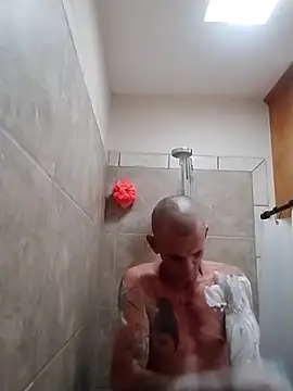 Snapshot of helldonk chatting on 10-04-25, 03:04 helldonk online show from 10-04-25, 03:04