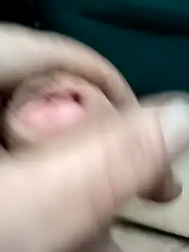 Snapshot of helldonk chatting on 10-27-25, 02:32 helldonk online show from 10-27-25, 02:32