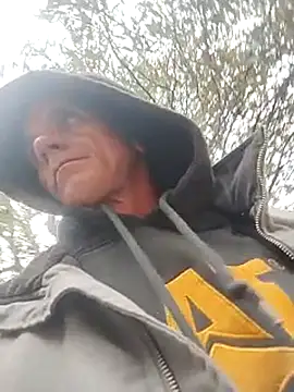 Snapshot of helldonk chatting on 11-30-25, 05:28 helldonk online show from 11-30-25, 05:28