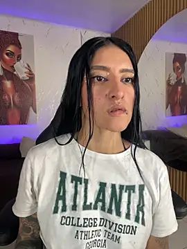 Scaarlettfox online show from 11-04-25, 07:35