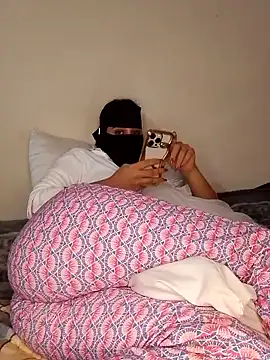 Snapshot of Samaarsexy23 chatting on 11-01-25, 12:29 Samaarsexy23 online show from 11-01-25, 12:29