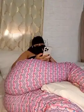 Snapshot of Samaarsexy23 chatting on 11-15-25, 11:40 Samaarsexy23 online show from 11-15-25, 11:40