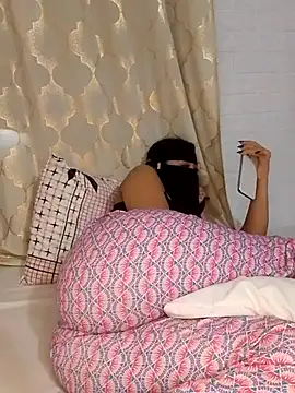 Snapshot of Samaarsexy23 chatting on 11-18-25, 01:26 Samaarsexy23 online show from 11-18-25, 01:26