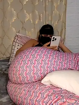 Snapshot of Samaarsexy23 chatting on 11-26-25, 12:22 Samaarsexy23 online show from 11-26-25, 12:22