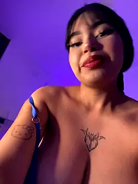 lucialauper  online show from 10-19-25, 02:01